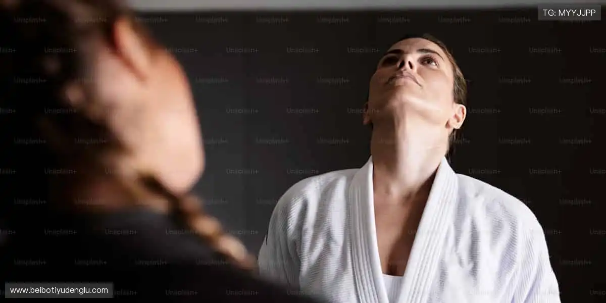 哈尔滨麻将手机版:掌上体验摸宝胡牌,随时随地搓一把